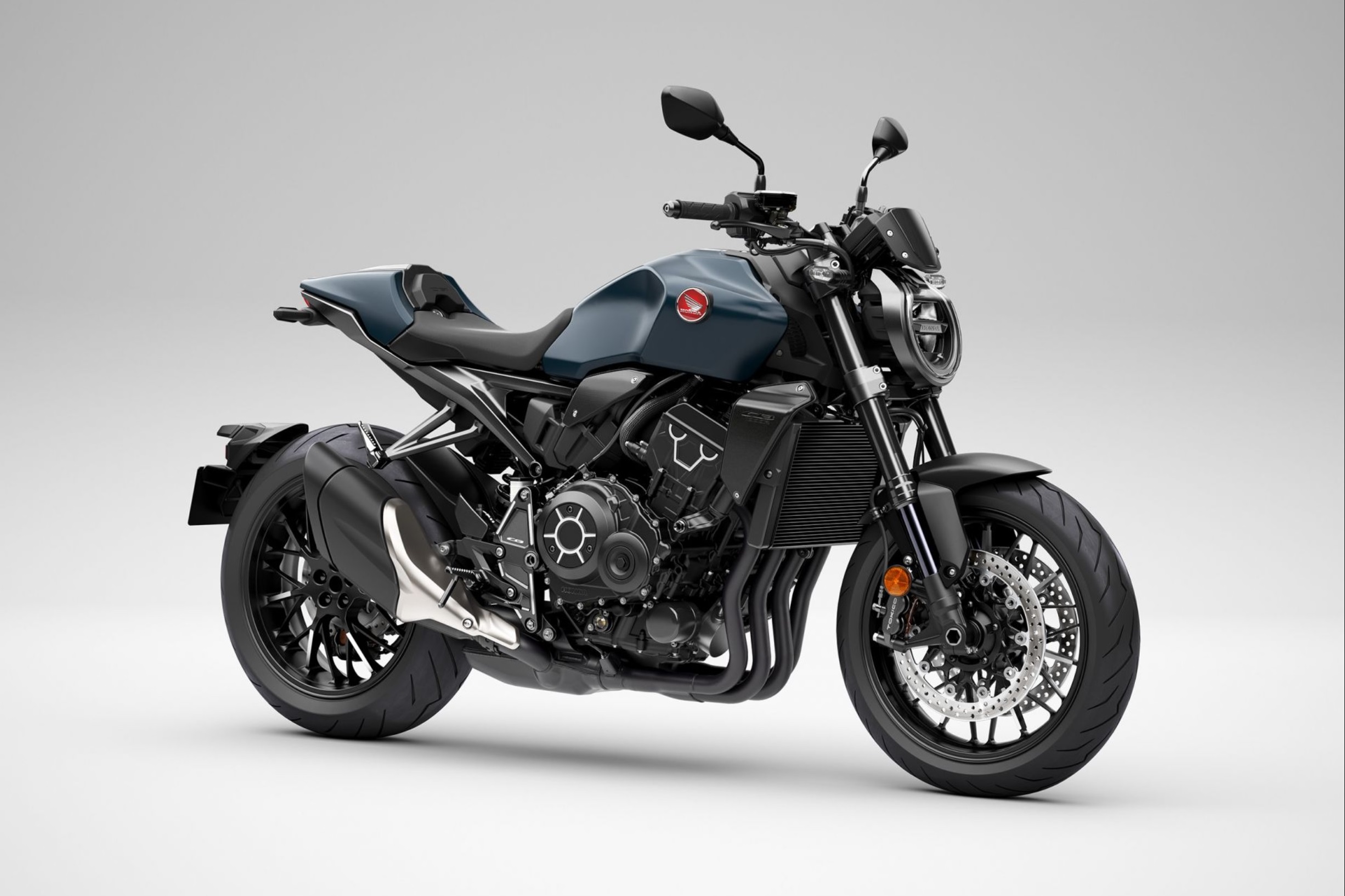 Honda-CB1000R-2023-00