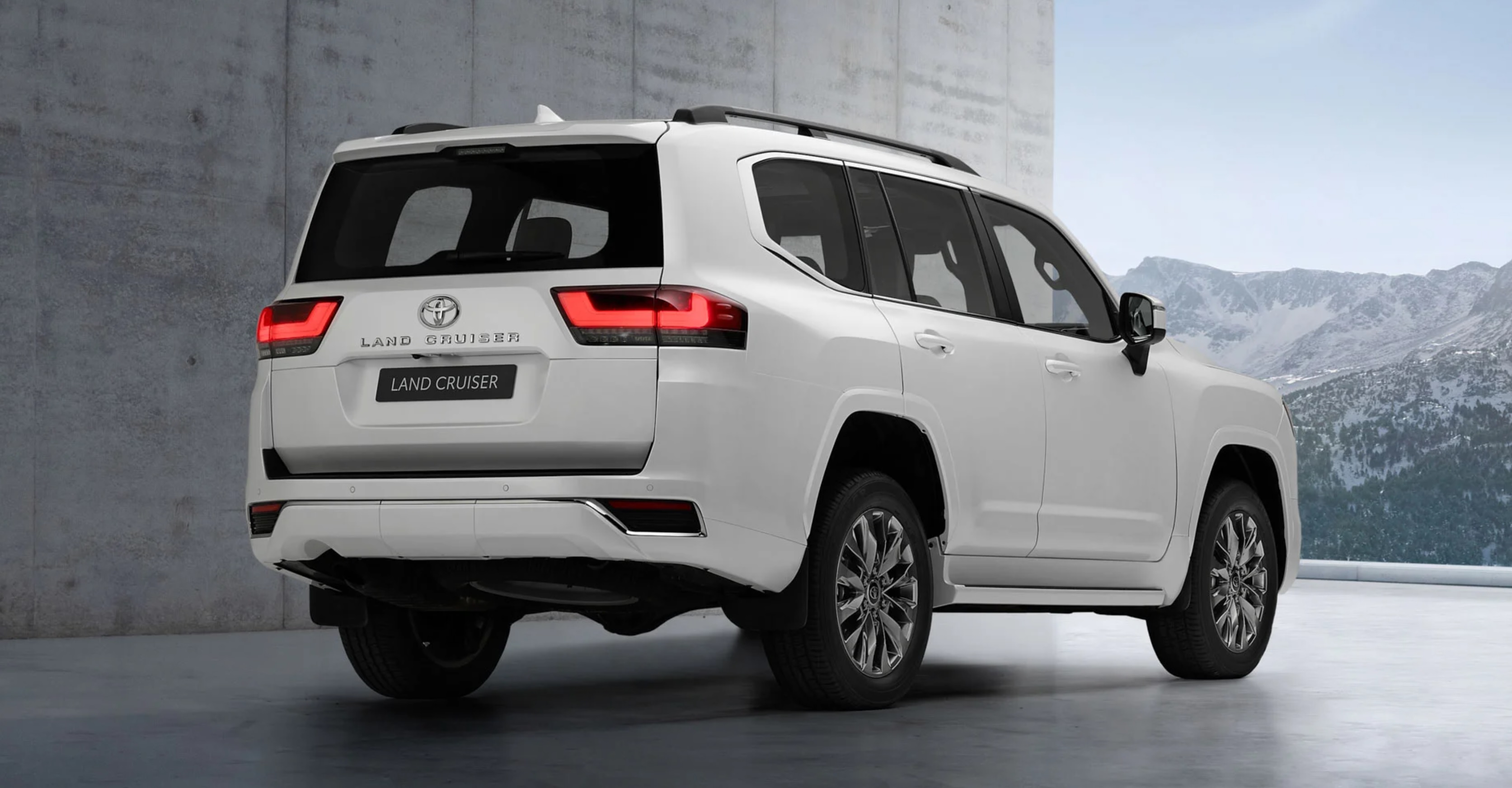 2024-Toyota-Land-Cruiser-3-1_large